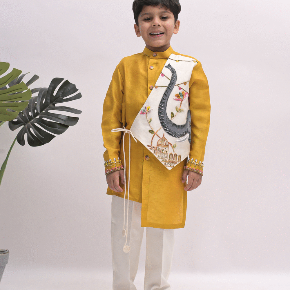 KIDS WEAR