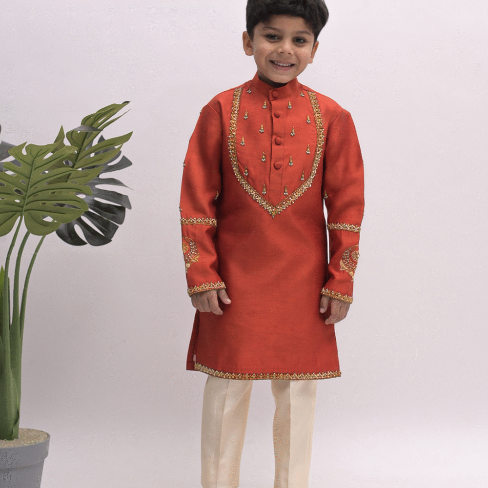 KIDS WEAR