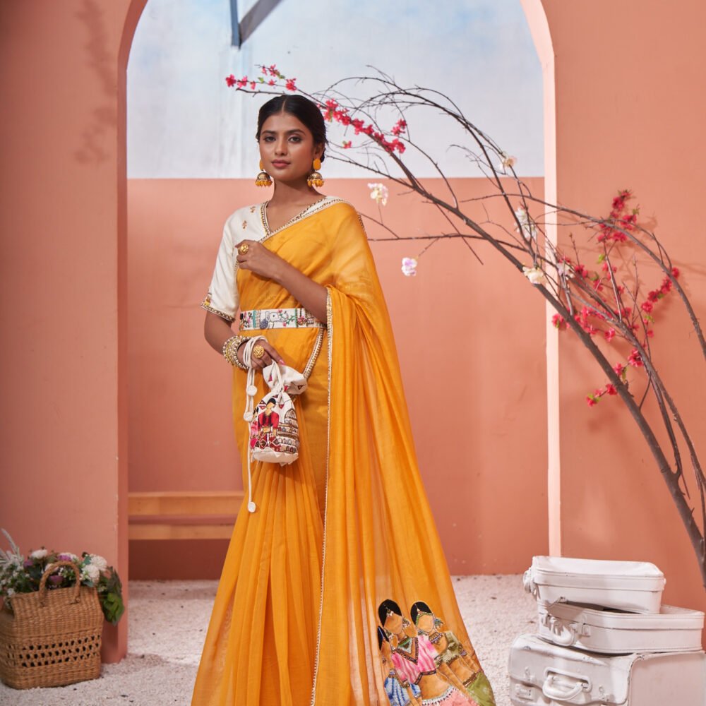 WOMENS WEAR